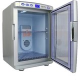 JUNG Getränkekühlschrank CR8062, 45.3 cm hoch, 37.1 cm breit, Mini Kühlschrank 20L, Minikühlschrank…